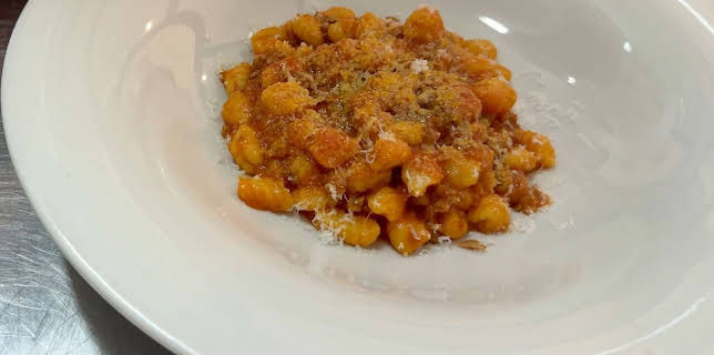 06:50: Küchen der Welt | Arte | 2/20 2026