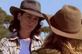 McLeod's Daughters: Dirty Pool