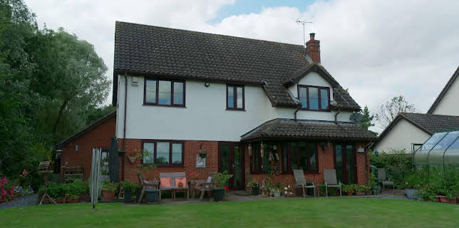 14:40: En plats på landet (S32 E49) (S32) | TV8 | 3/7 2026