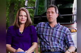 TLC Presents Season 1: Home Sweet Bus