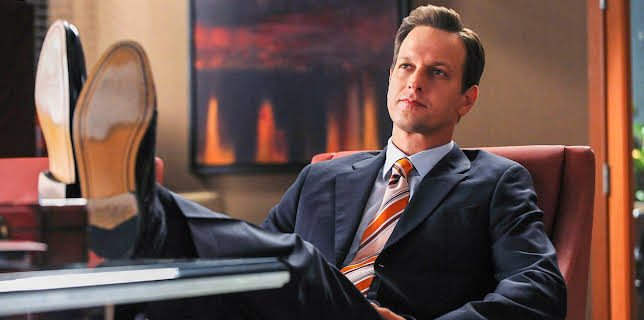 2:00 AM: The Good Wife (S2 E2) (S2) | 5 Star | 11/25 2025