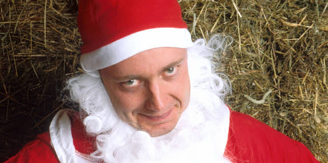 22:15: Nissene på låven (S1 E14) (S1) | MAX | 12/14 2025