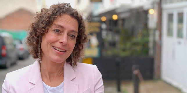 10:00 AM: The Hotel Inspector (S19 E7) (S19) | 5 Star | 11/7 2025