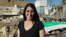 Blowing Up History (S4 E23)