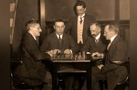 How to Play Chess: Lessons from an International Master: Legendary Teachers Who Transformed Chess