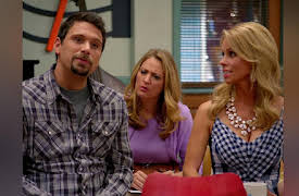 Suburgatory: The Complete First Season: The Chatterer