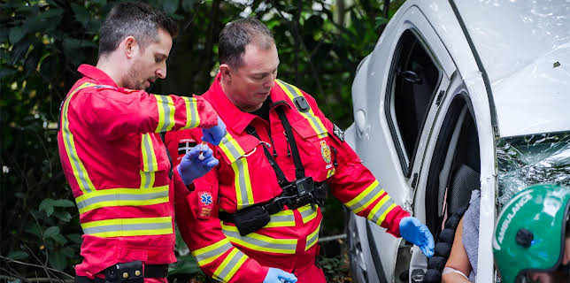 11:10: Akuthelikoptern Cornwall (S2 E8) (S2) | Discovery Channel | 12/29 2025