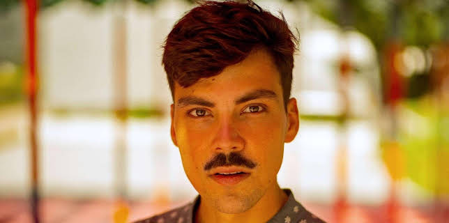 21:15: artour | MDR Fernsehen | 12/11 2025