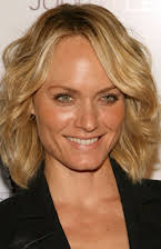 Amber Valletta como Audrey Billings