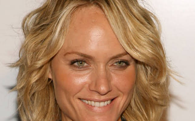 Amber Valletta