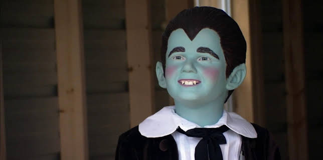 10:30: Shipping Wars (S7 E12) (S7) | TV10 | 12/18 2025