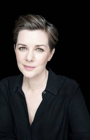 Joanne Crawford as Joan