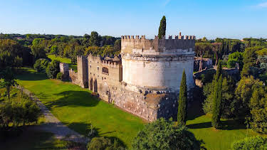 16:30: Wunderstoffe | ZDFinfo | 4/21 2026