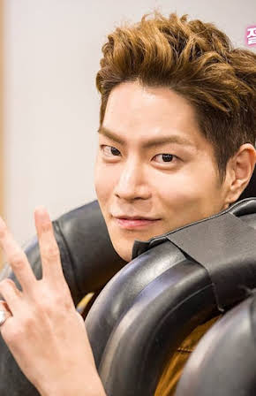 Hong Jong Hyun as 