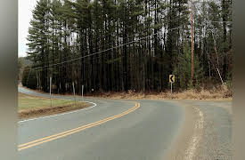 Finding Maura Murray: The Crash Site