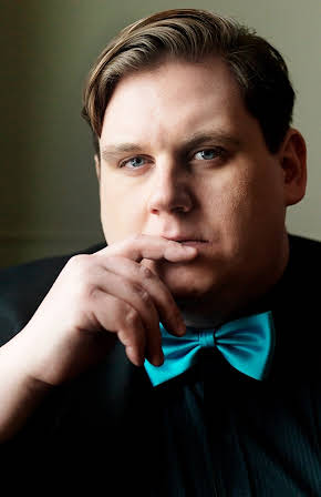 Victor von Schirach as Oskar