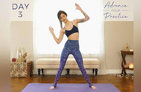 30 Day Yoga Challenge: Self Advancement with Julia Jarvis: Day 3: Side Body Foundations: Balancing Both Sides Of The Body