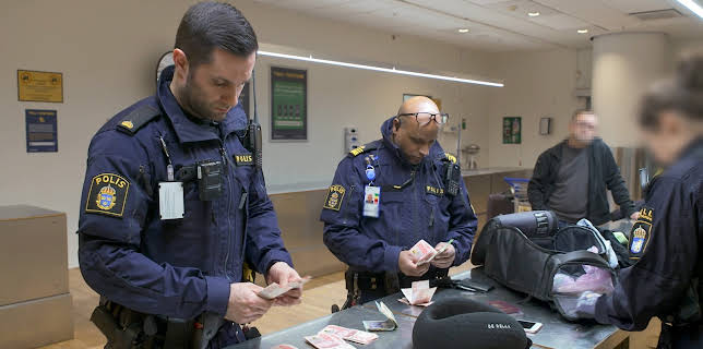 20:30: Grensevakten Sverige (S7 E8) (S7) | TVNorge | 1/21 2026