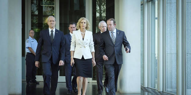 03:20: Total Control (3) | HR Fernsehen | 11/22 2025