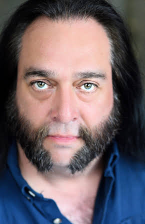 Indiana Sifuentes as 