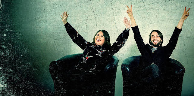 Escaping Twin Flames: Tro och tvillingsjälar