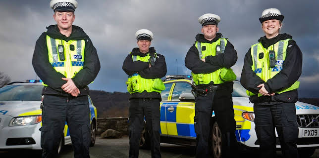 10:00 AM: Police Interceptors (S5 E1) (S5) | Paramount | 12/12 2025