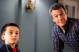 The Middle, Season 1: The Bee