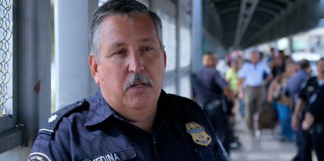 1:00 PM: Border Force America's Gatekeepers (S1 E3) (S1) | Dave | 11/25 2025