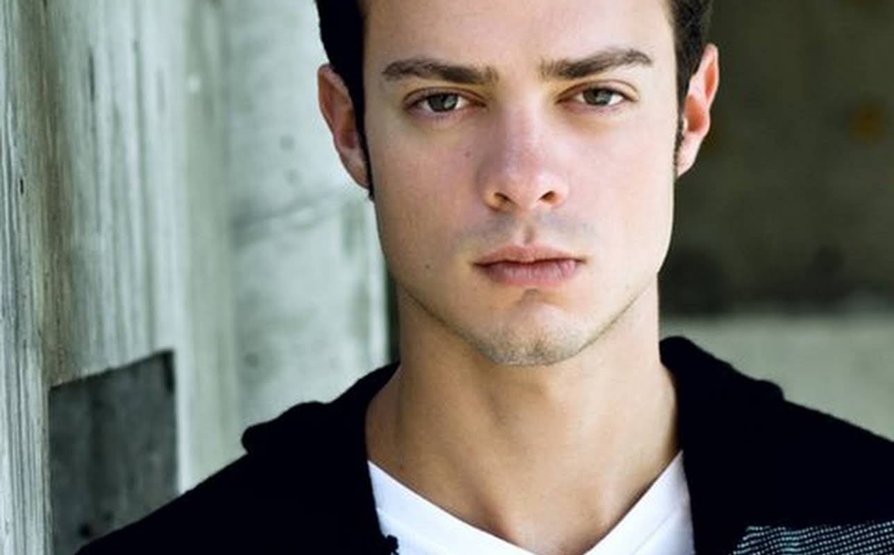 Aaron Lee