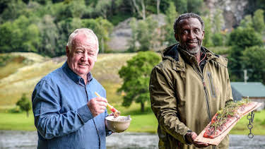 4:00 AM: Celebrity 5 Go Fishing | Channel 5 | 7/13 2025