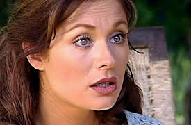 Esmeralda season-1: Esmeralda Capítulo 4