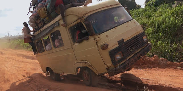 09:00: Höllenpfade – Straßen extrem | ZDFinfo | 11/19 2025