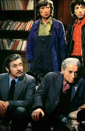 Jean-Pierre Darras as 