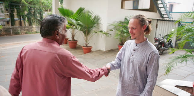 13:15: Elsker, elsker ikke (S4 E8) (S4) | VOX | 12/28 2025