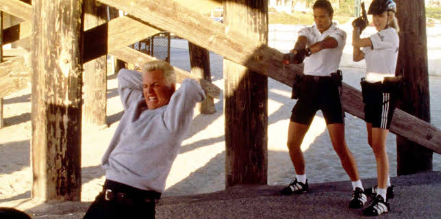 11:30: Pacific Blue (S4 E13) (S4) | TV6 | 12/8 2025