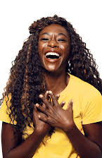 Vasthy Mompoint som Backup Singer