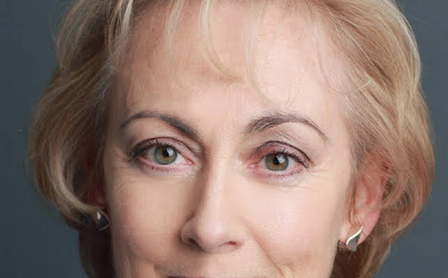 Paula Wilcox