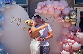 The Flipping El Moussas, Season 1: There's a New Flipper in Town