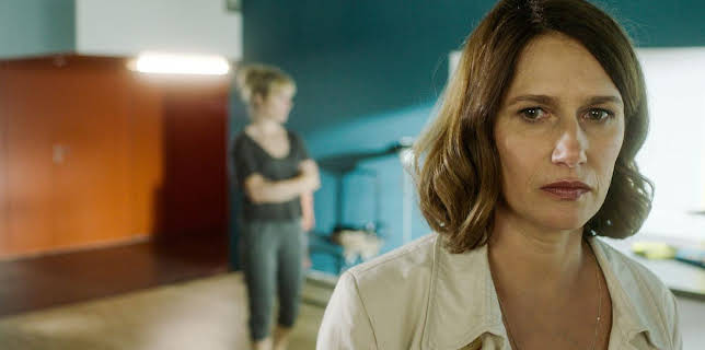 22:10: Doppelleben (S01/E01) | One | 11/8 2025