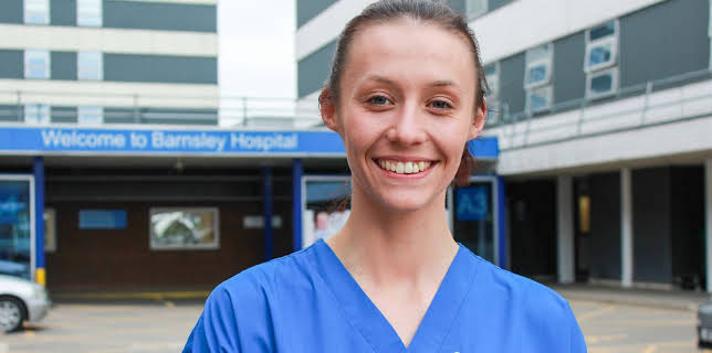 8:00 PM: Casualty 24/7: Every Second Counts (S9 E10) (S9) | 5 Star | 12/23 2025