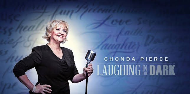 Chonda Pierce: Laughing in the Dark (2015)
