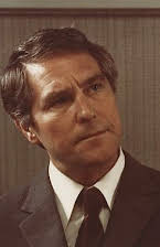 Holger Juul Hansen som 