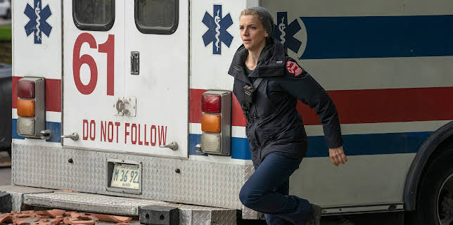 03:30: Chicago Fire (S7 E9) (S7) | Viasat Series | 11/5 2025