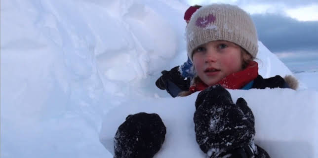 10:50: Villmarksbarna: Snøhule | NRK Super | 11/20 2025