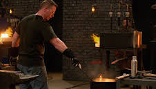 Wettkampf der Waffenschmiede