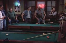 Frasier: 15. You Can't Tell a Crook by His Cover