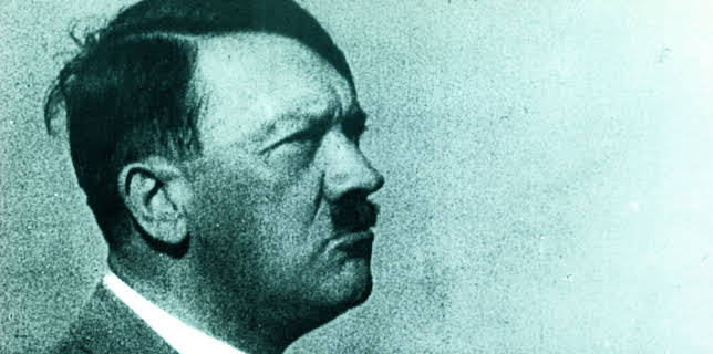 Hitler, una biografía (1977)