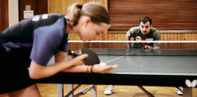 22:10: Josi Neumann – Mit 12 in die Bundesliga … und in die Welt | HR Fernsehen | 12/14 2025