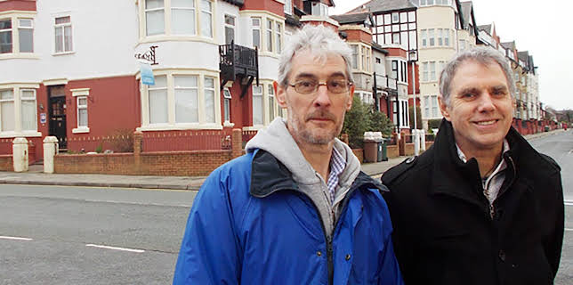 3:10 PM: Four in a Bed | More 4 | 12/25 2025