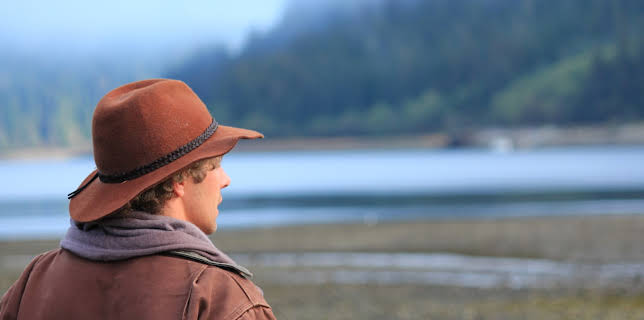 04:30: Alaskan Bush People (S3 E1) (S3) | Animal Planet | 3/25 2026